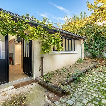 Large Door Of Paris Appartement