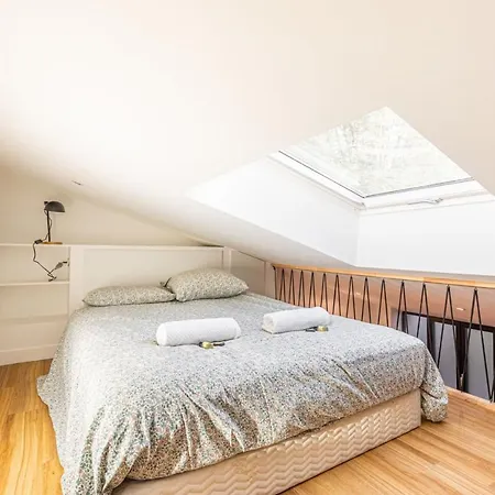 Large Door Of Paris Appartement Gentilly